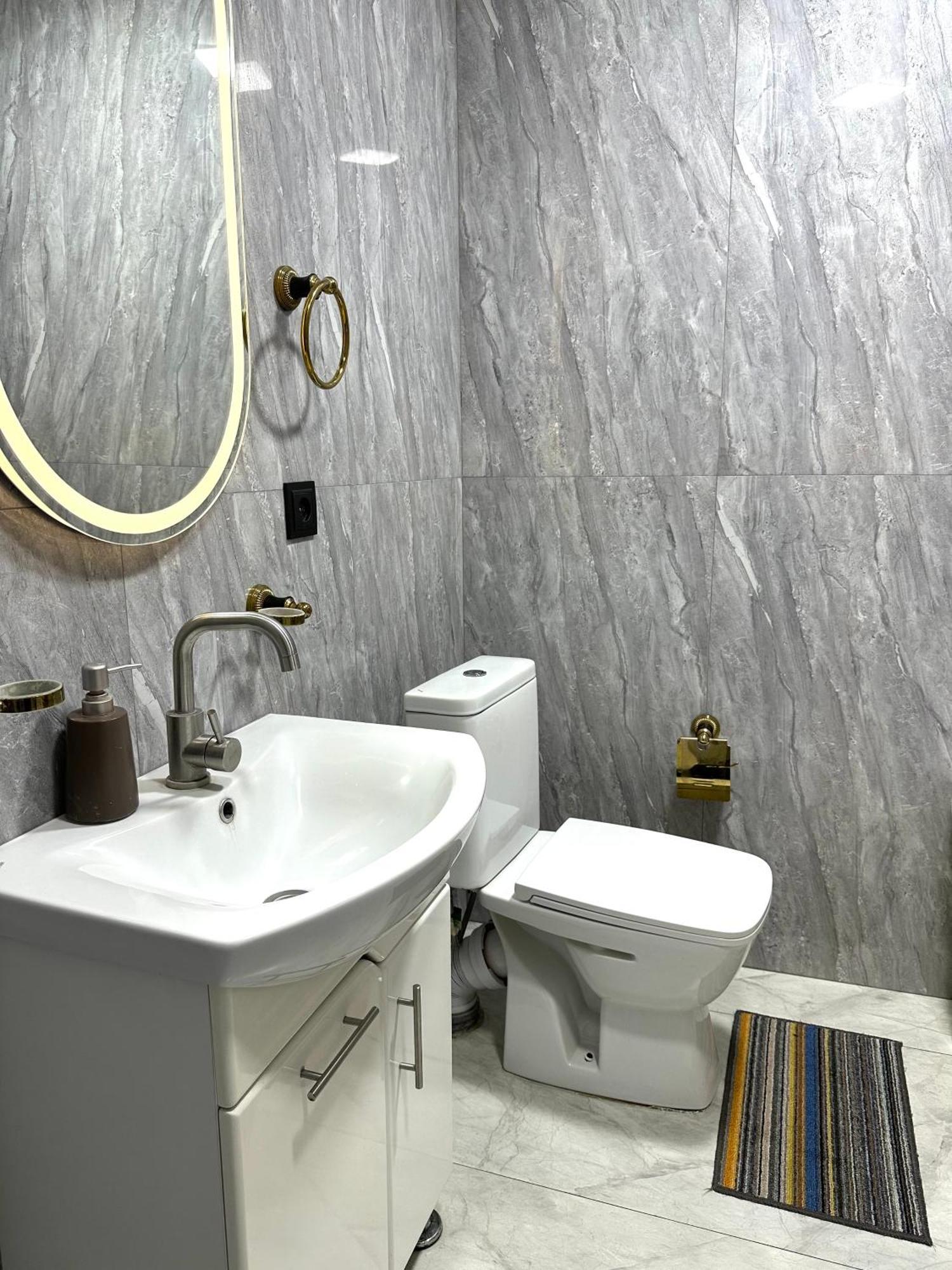 New Apartment In Downtown Yerevan Exterior photo